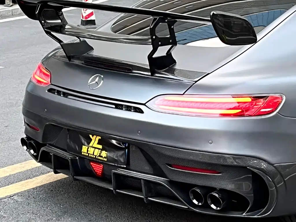 MERCEDES-BENZ AMG GT