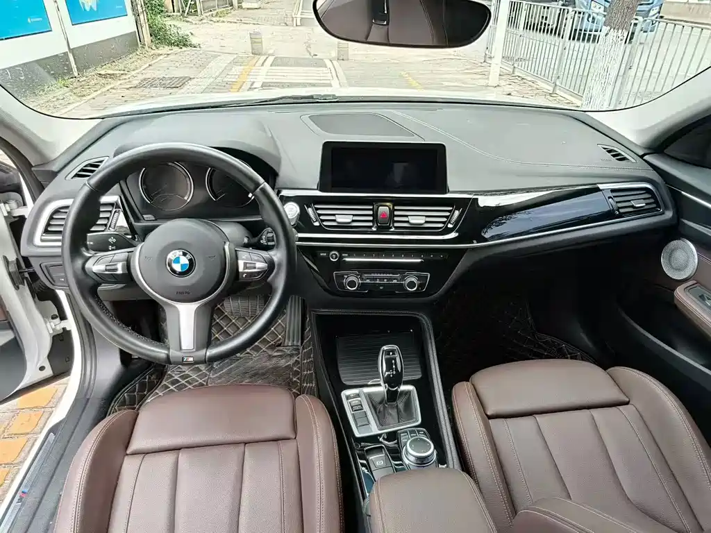 BMW 1 Series — миниатюра 8