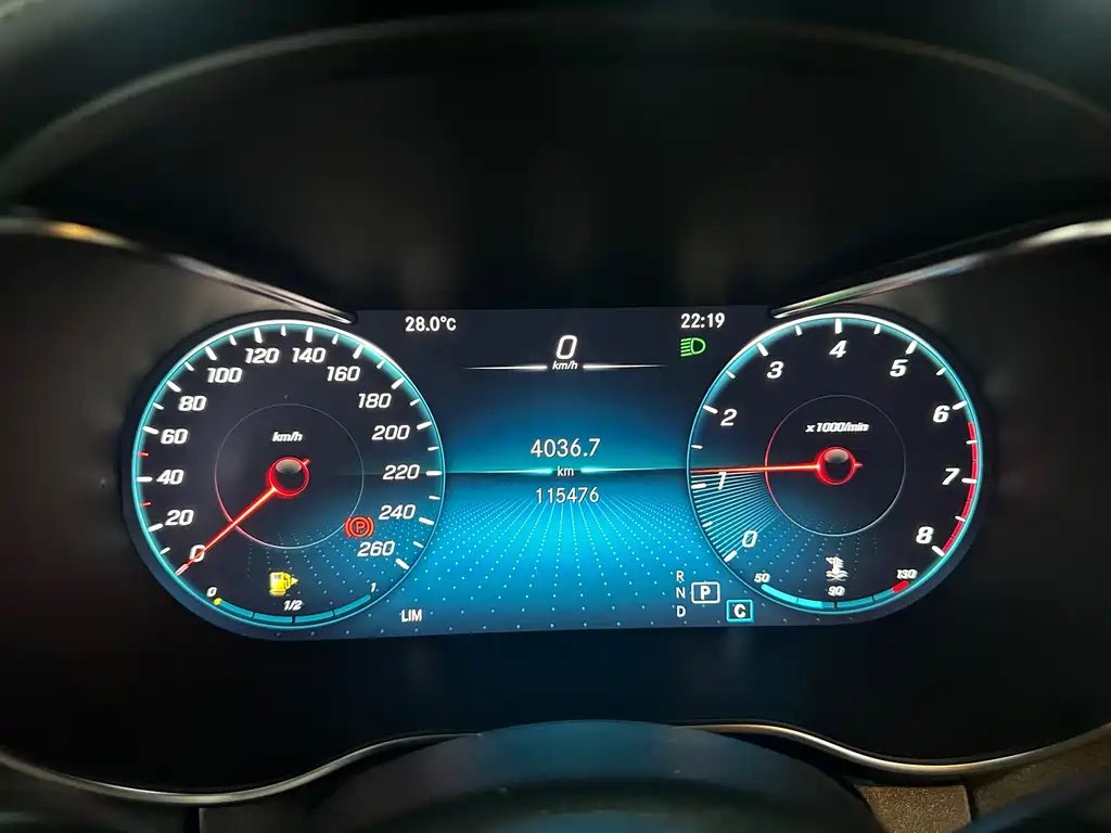 Mercedes-Benz C-Class — миниатюра 14