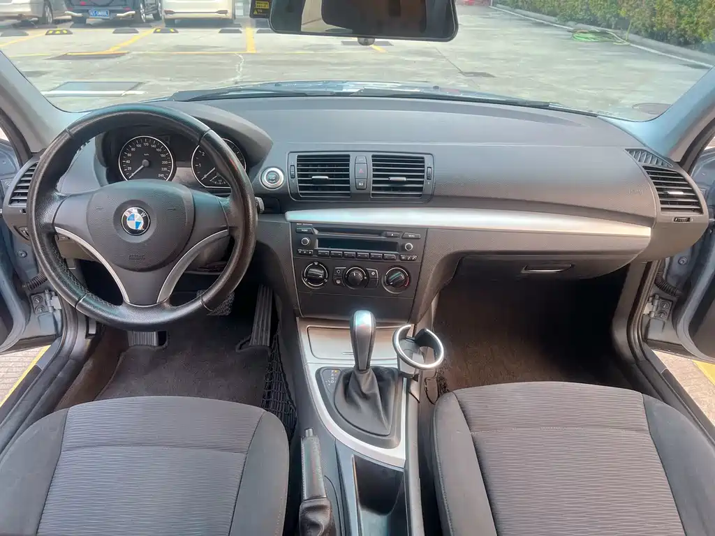 BMW 1 Series (Import) — миниатюра 11