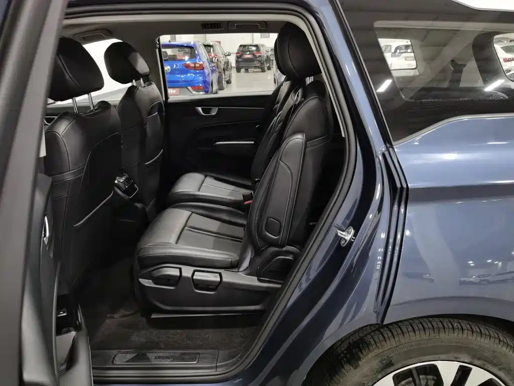 Wuling Victory — миниатюра 15