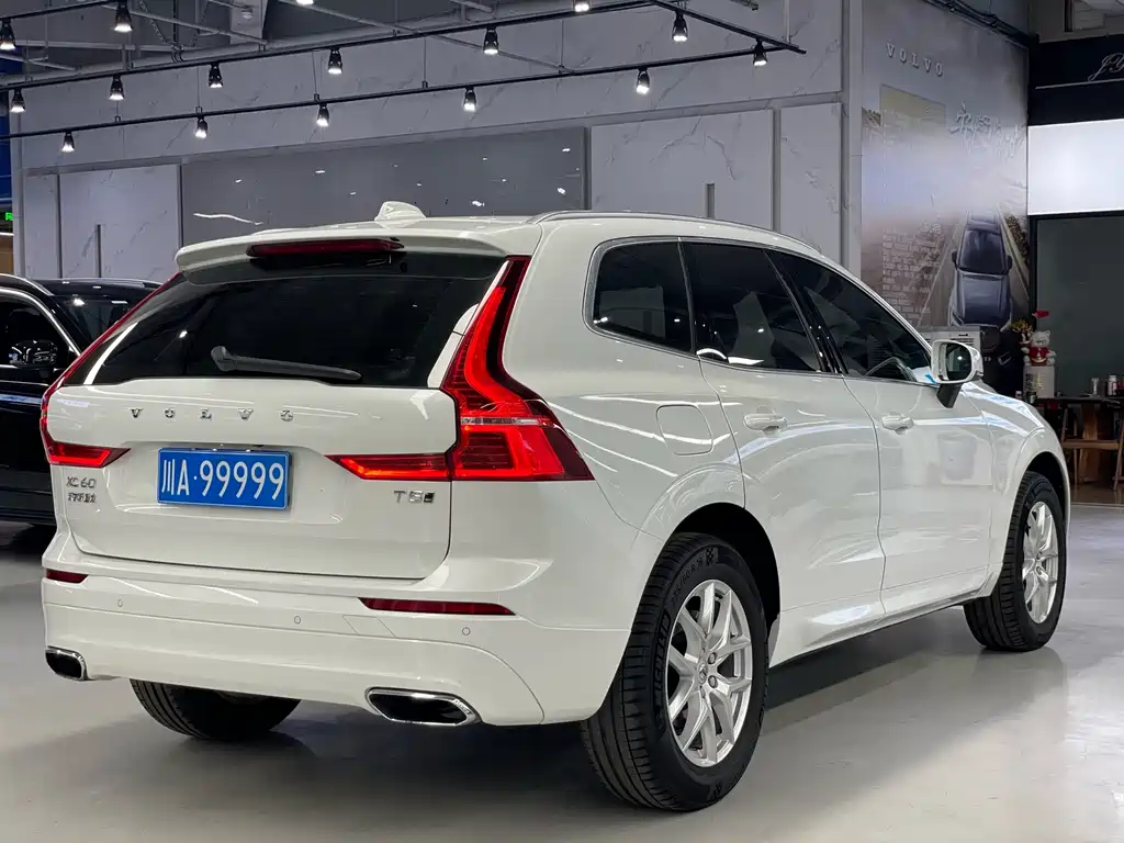 Volvo XC60 2018 T5