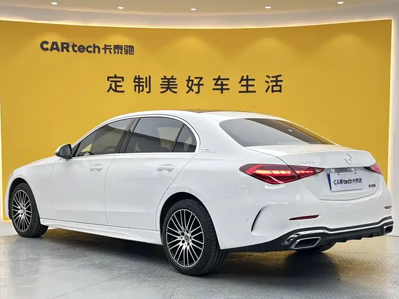 Mercedes-Benz C-Class — миниатюра 6