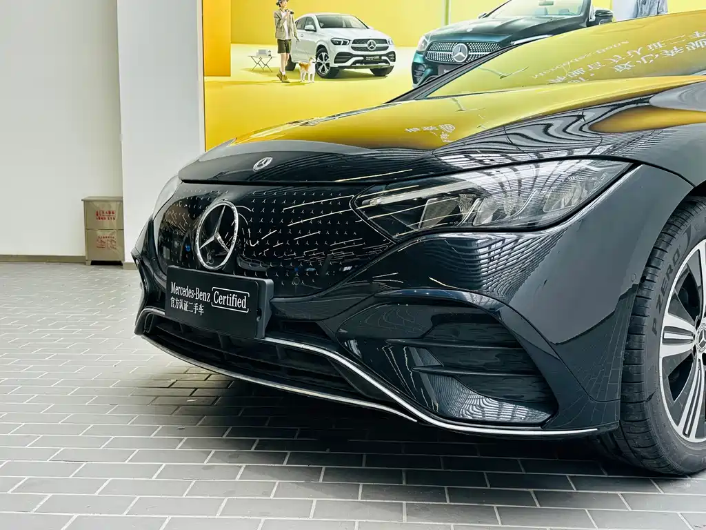 Mercedes-Benz EQE 2025 500 4MATIC