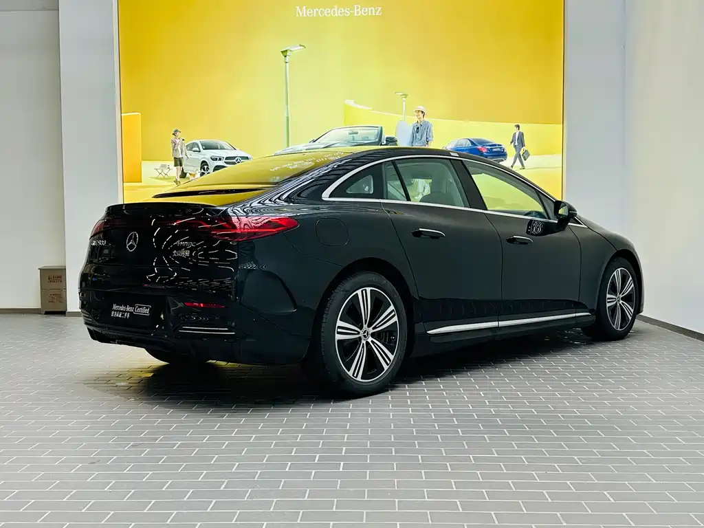 Mercedes-Benz EQE 2025 500 4MATIC