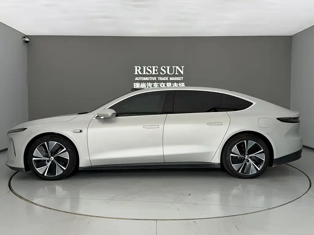 NIO ET7 2024 75kWh Executive