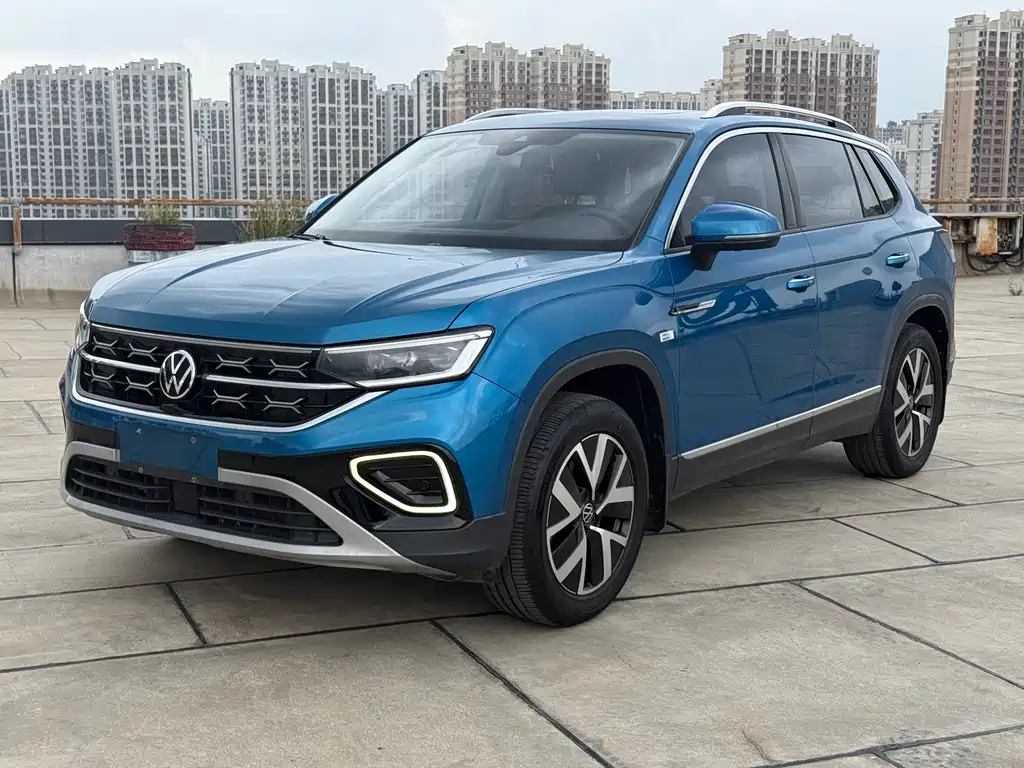 Volkswagen GTE PHEV 2022
