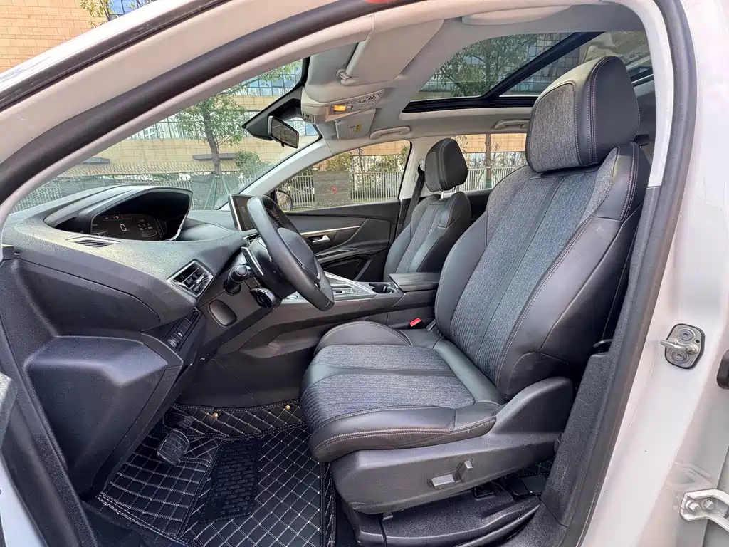Peugeot 4008 — миниатюра 3