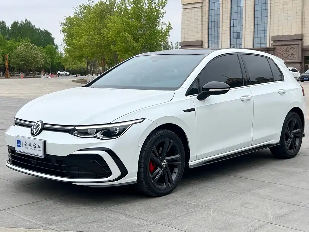 Volkswagen Golf 2022