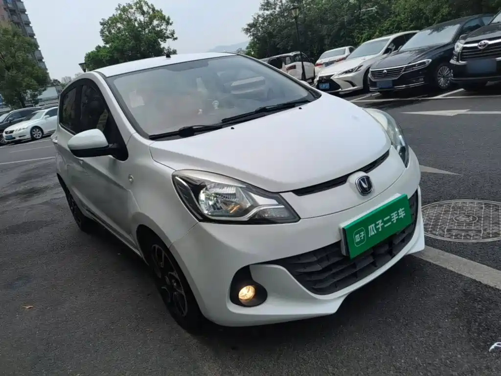 Changan BenBen — миниатюра 4