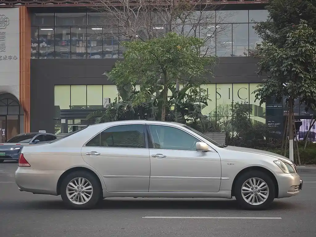 Toyota Crown 2007 2.5L Royal