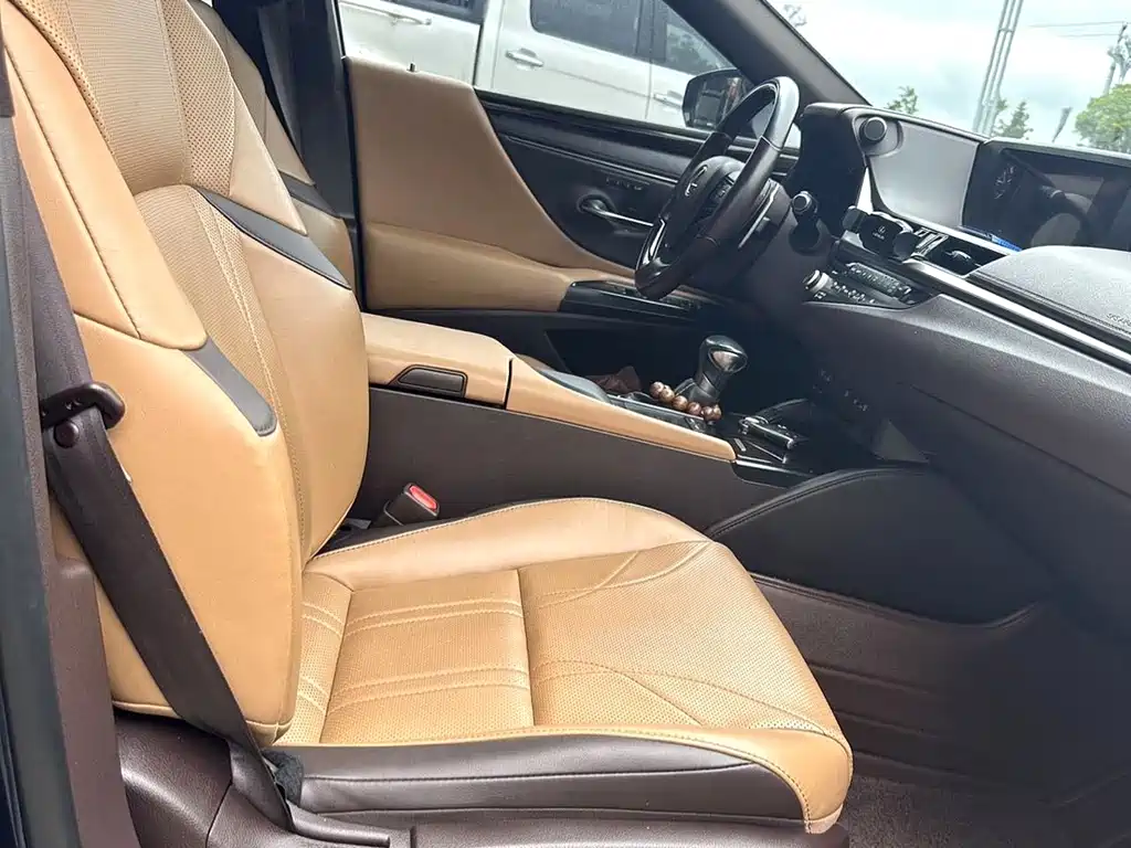 Lexus ES — миниатюра 4