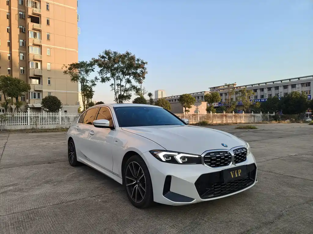 BMW 3 Series — миниатюра 3