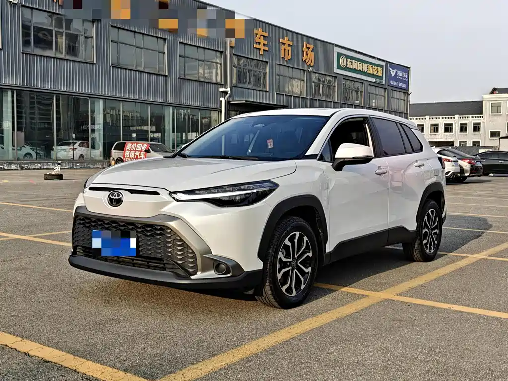 Toyota Frontlander 2024