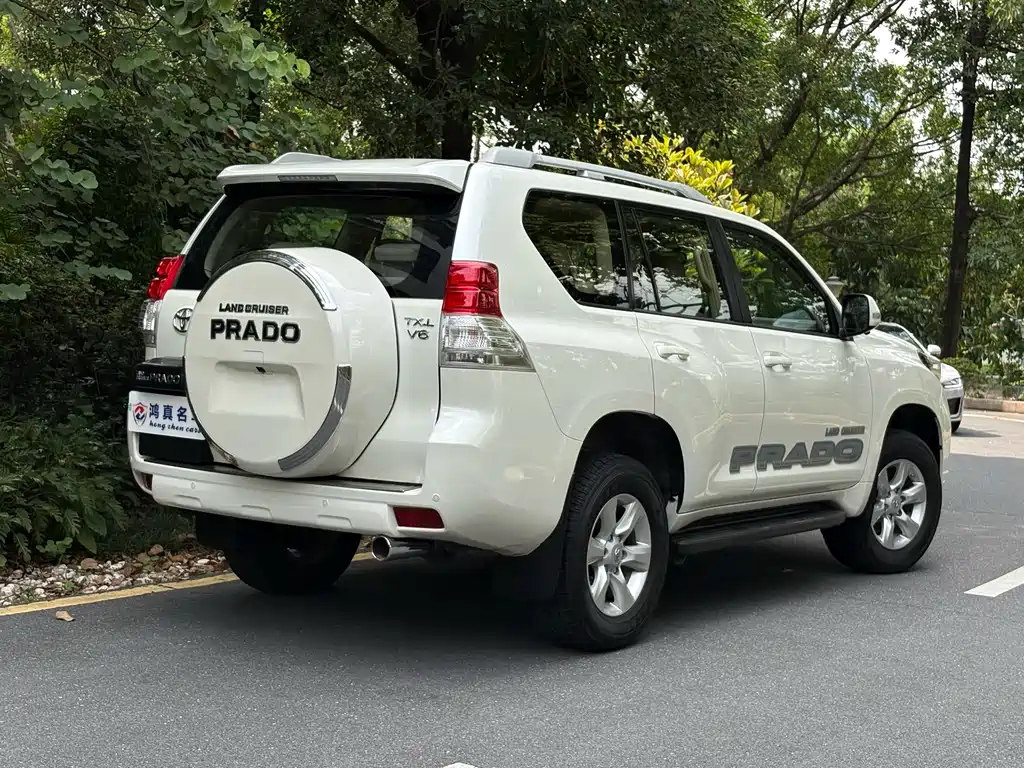 Toyota Land Cruiser Prado 2013 2.7L MT