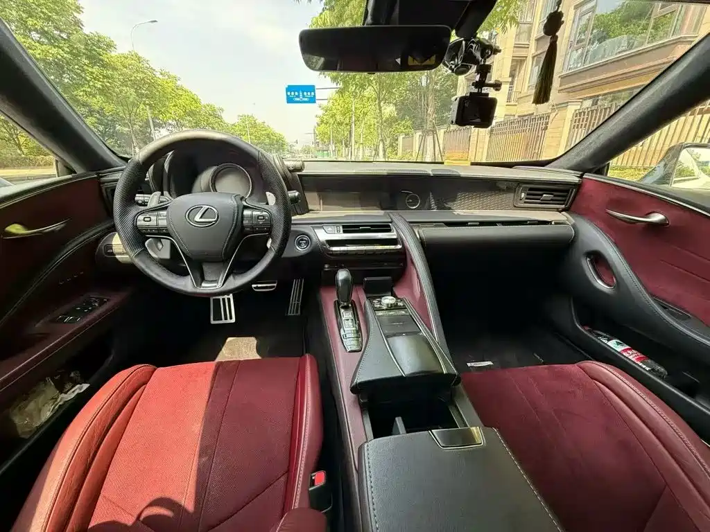 Lexus LC — миниатюра 5
