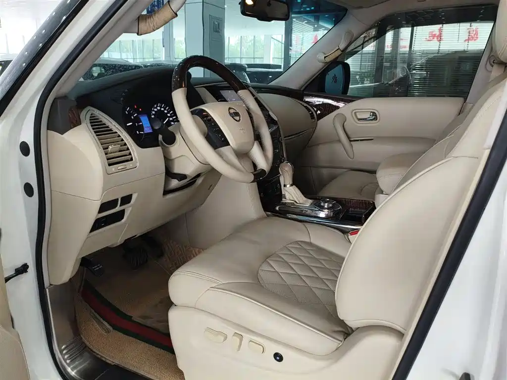 Nissan Patrol 2018 5.6L