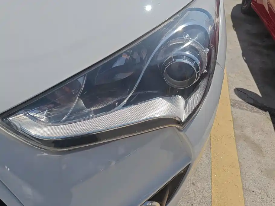 Hyundai Veloster 2012 1.6T AT Premium