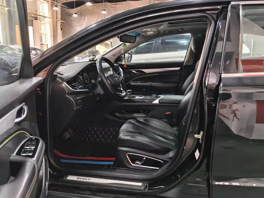 Geely Borui Hybrid — миниатюра 9