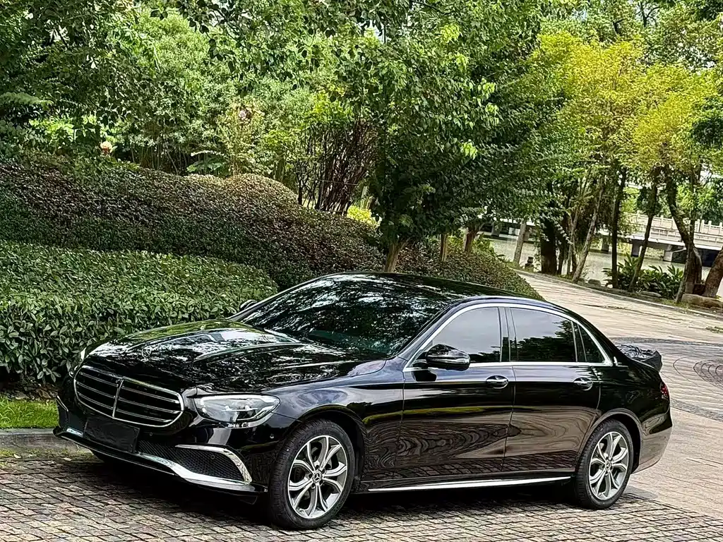 Mercedes-Benz E-Class E 2022 E 300 L Luxury