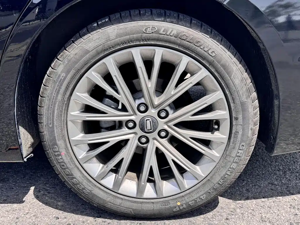 Bestune B70 2021 1.5T AT