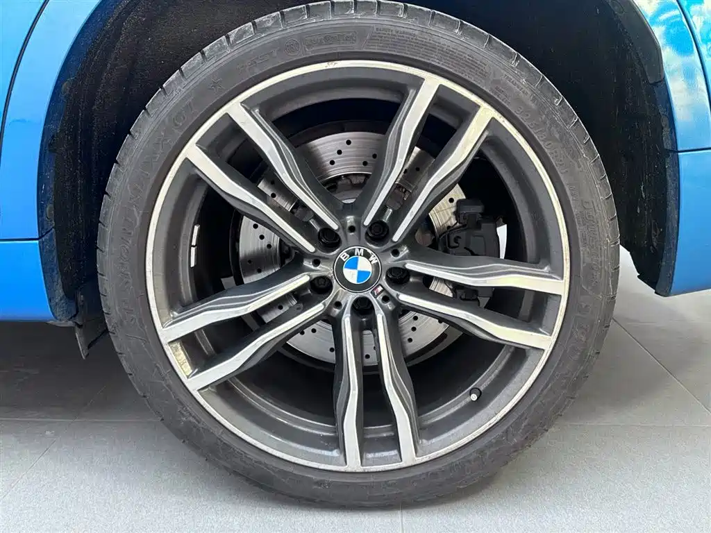 BMW X6 M — миниатюра 7