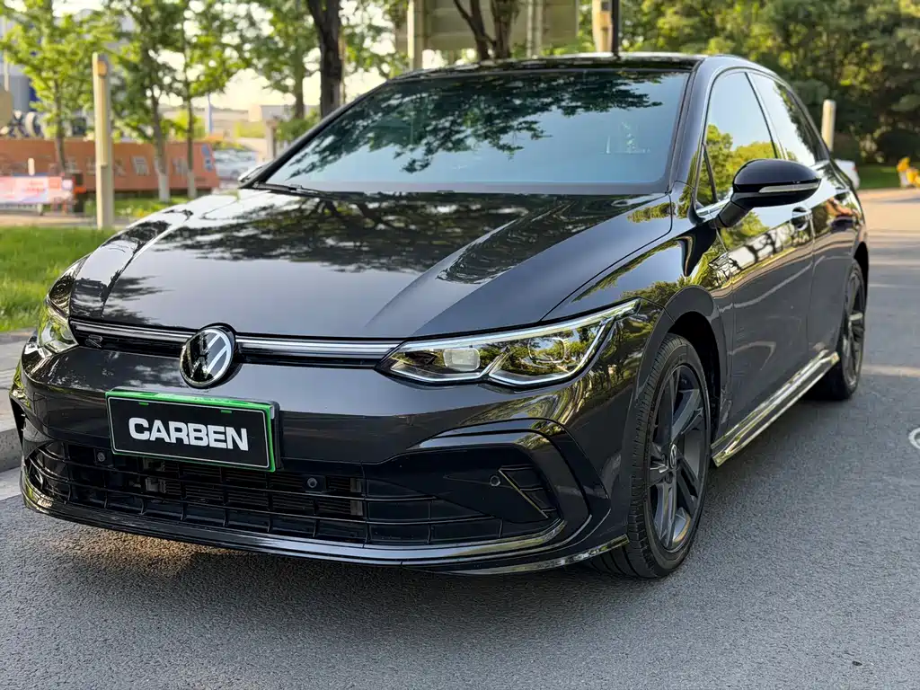 Volkswagen Golf 2021