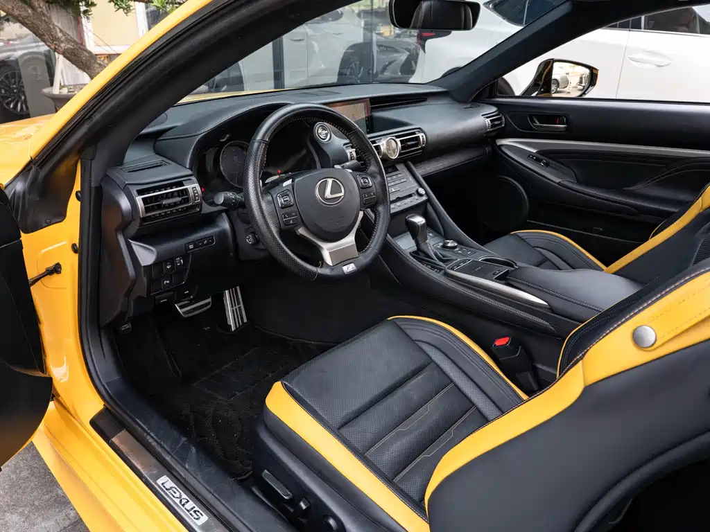 Lexus RC — миниатюра 9