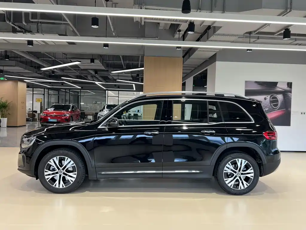 Mercedes-Benz GLB 2024 GLB 220