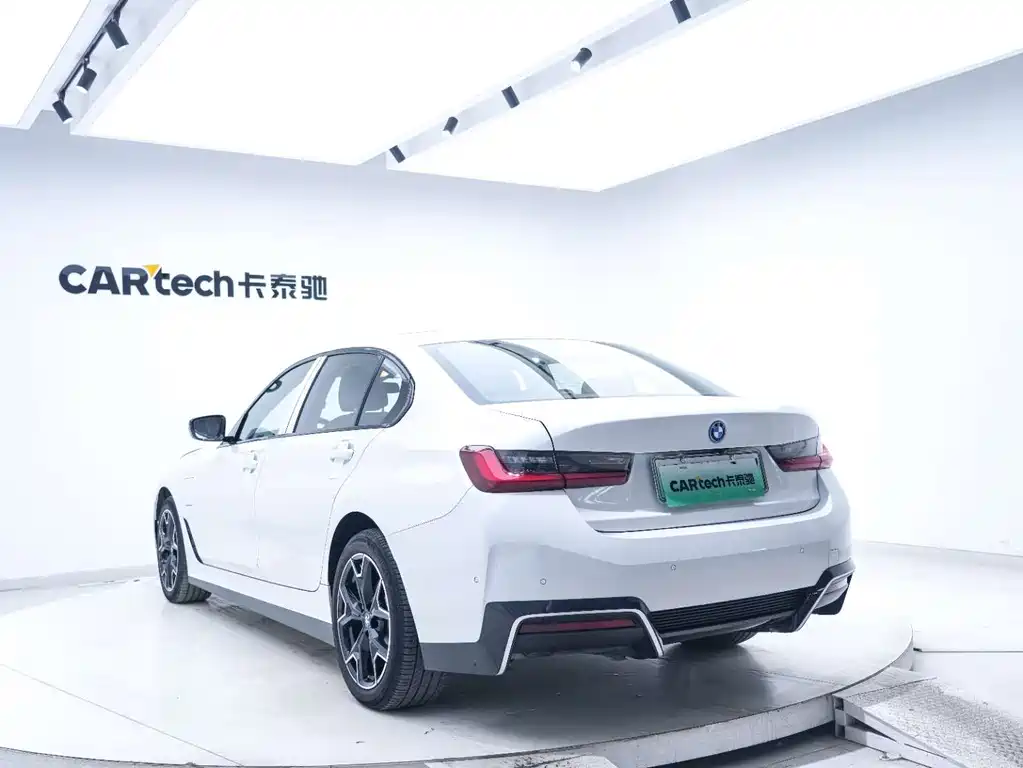 BMW i3 — миниатюра 18