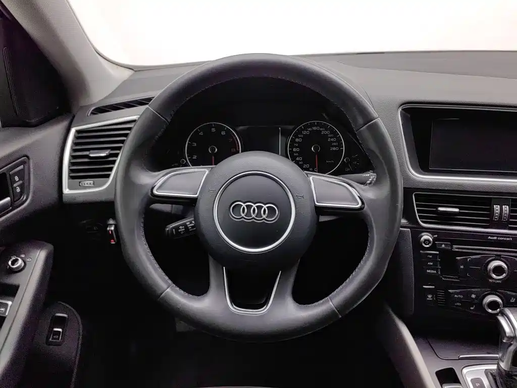 Audi Q5 — миниатюра 11