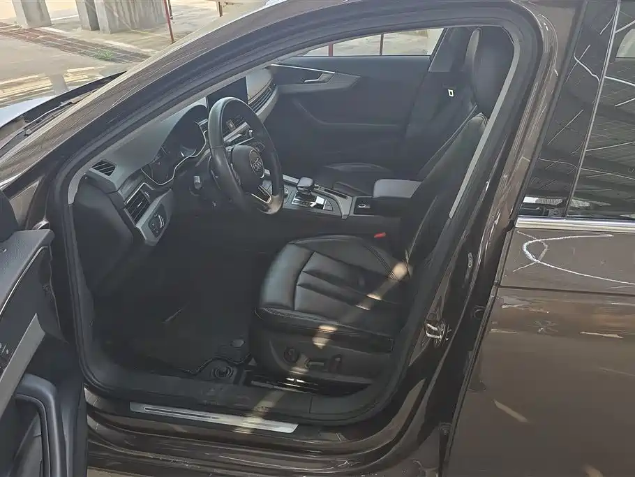 Audi A4L 2018 30 40 TFSI