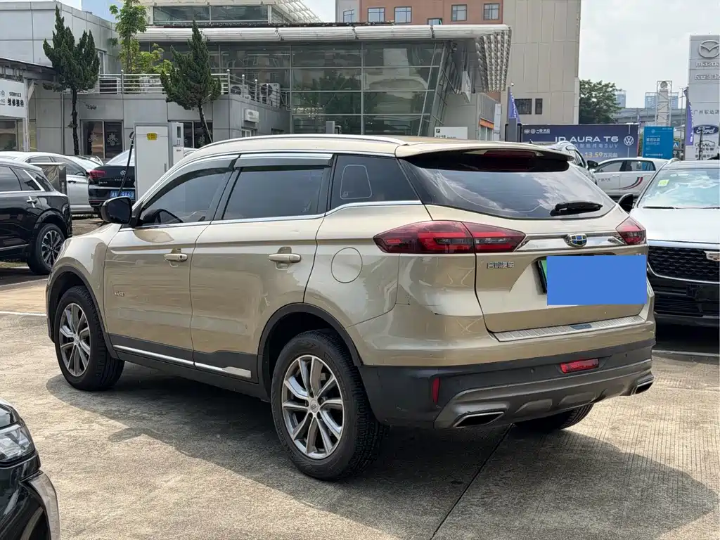Geely Boyue — миниатюра 16
