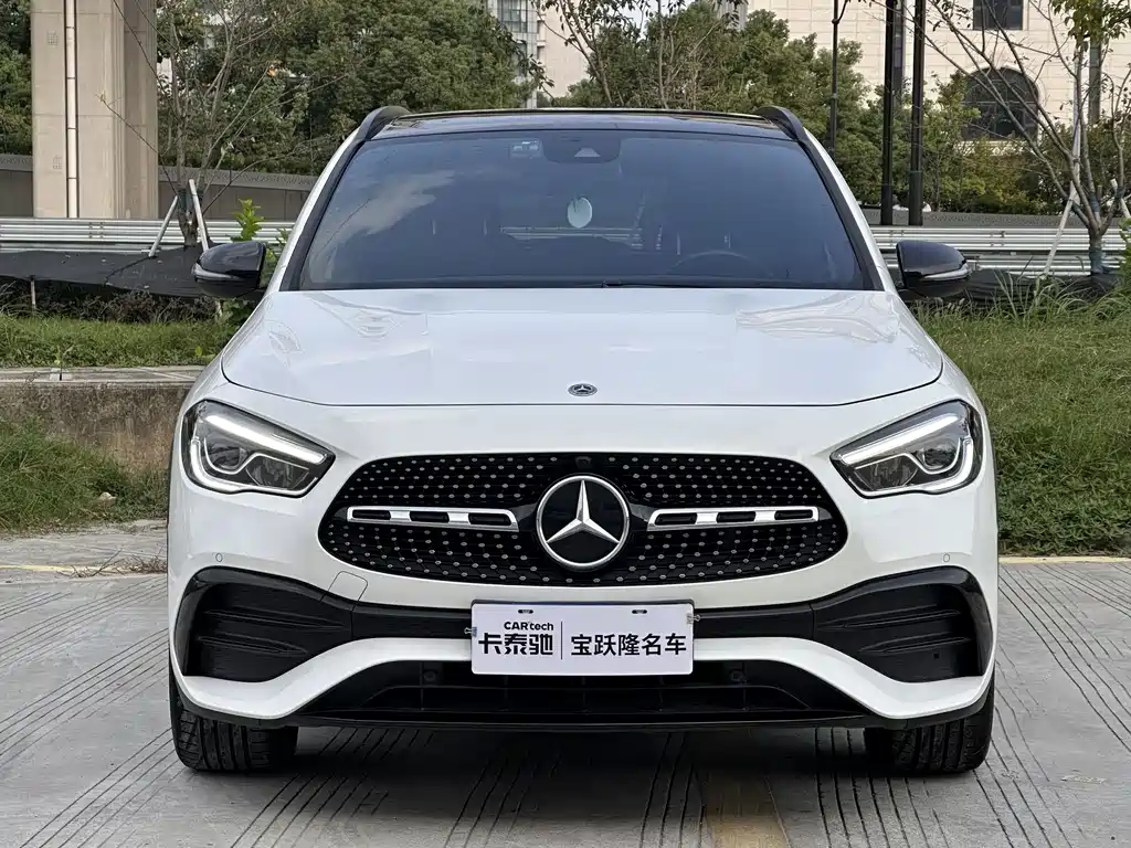 Mercedes-Benz GLA — миниатюра 2