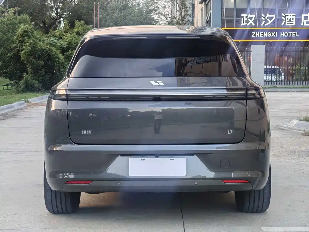Li Auto IDEAL L7