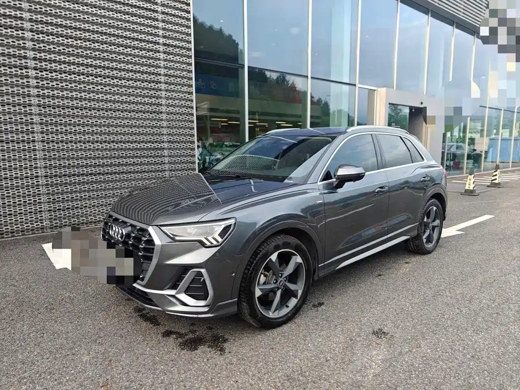 Audi Q3 2021