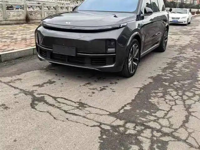 IDEAL CAR IDEAL L9 2023