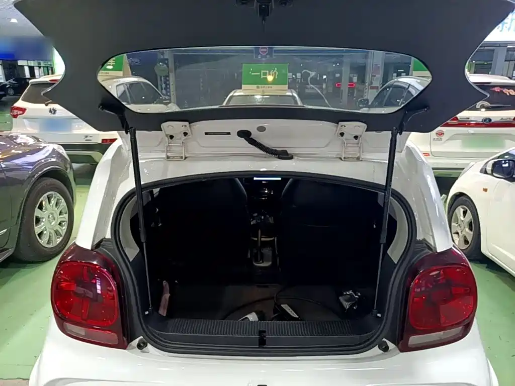 Roewe Clever — миниатюра 19