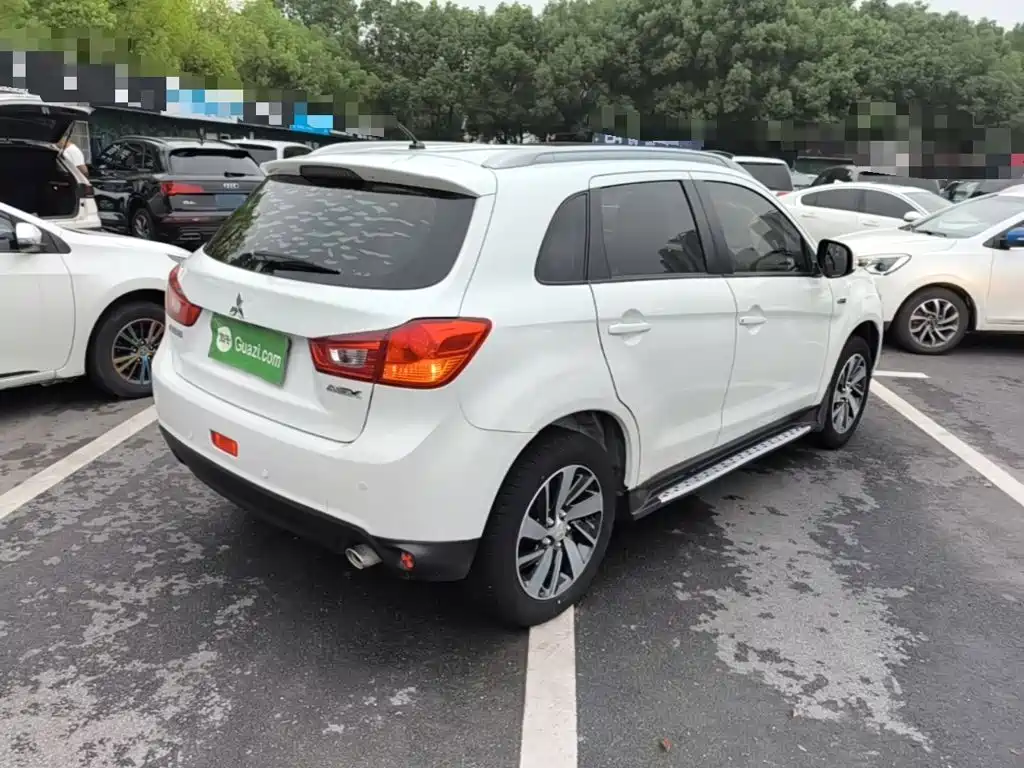 Mitsubishi ASX — миниатюра 7