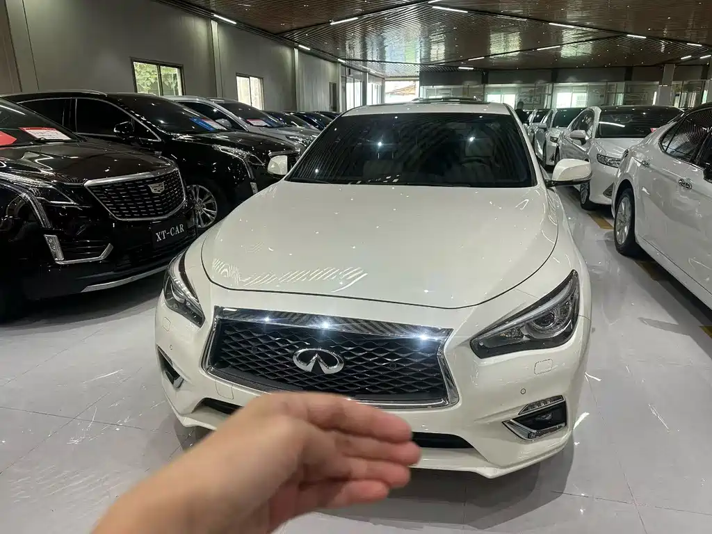 Infiniti Q50L 2023