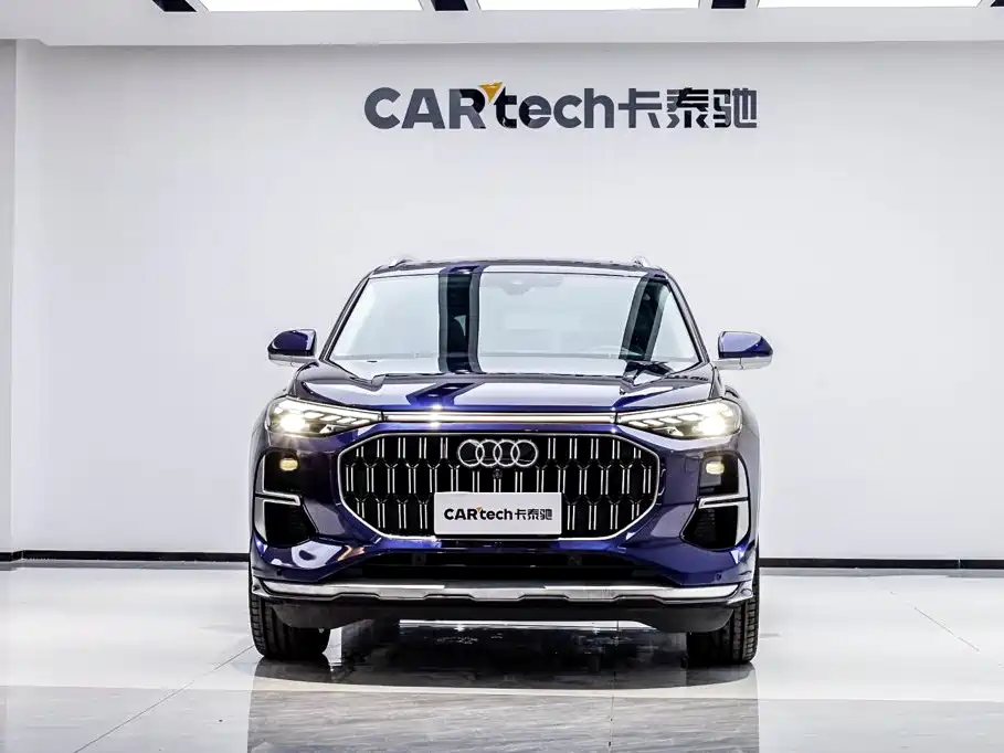 Audi Q6