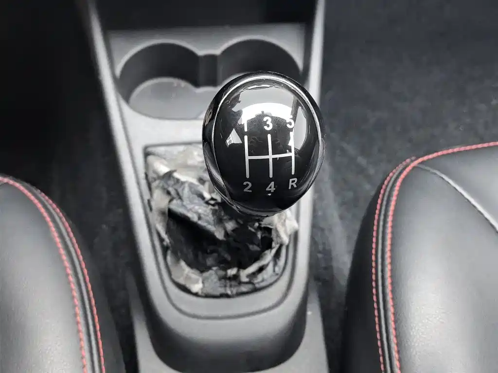 GEELY AUTOMOBILE KING KONG