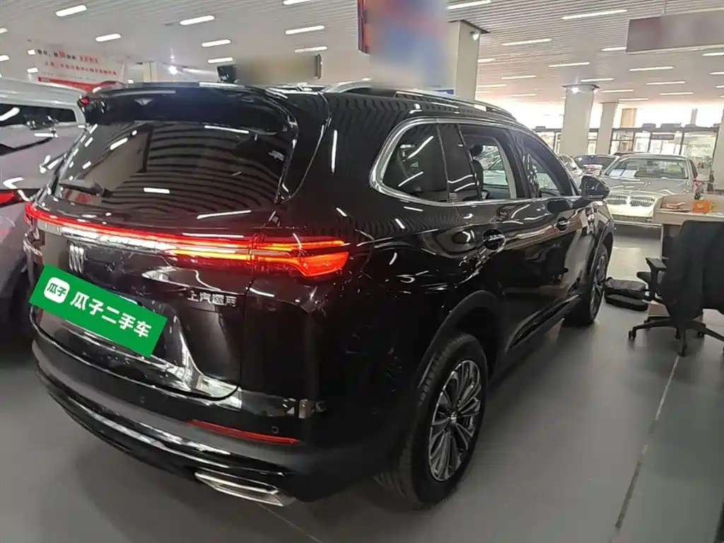 Buick Envision Plus Plus 2025 Plus 28T Platinum