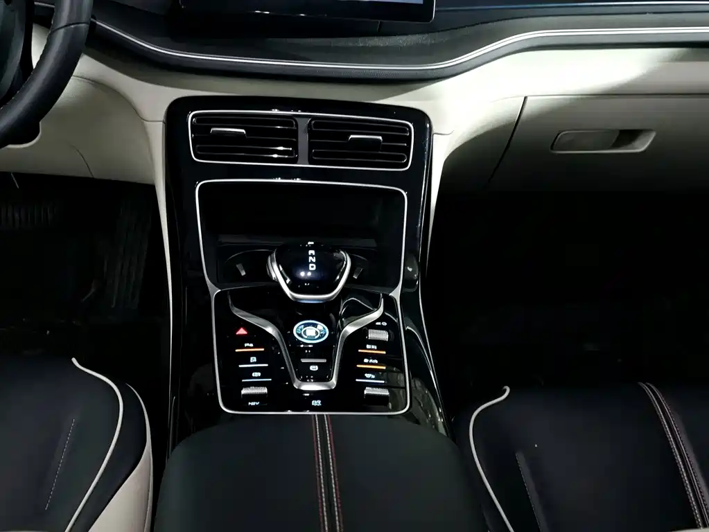 BYD Qin PLUS — миниатюра 11