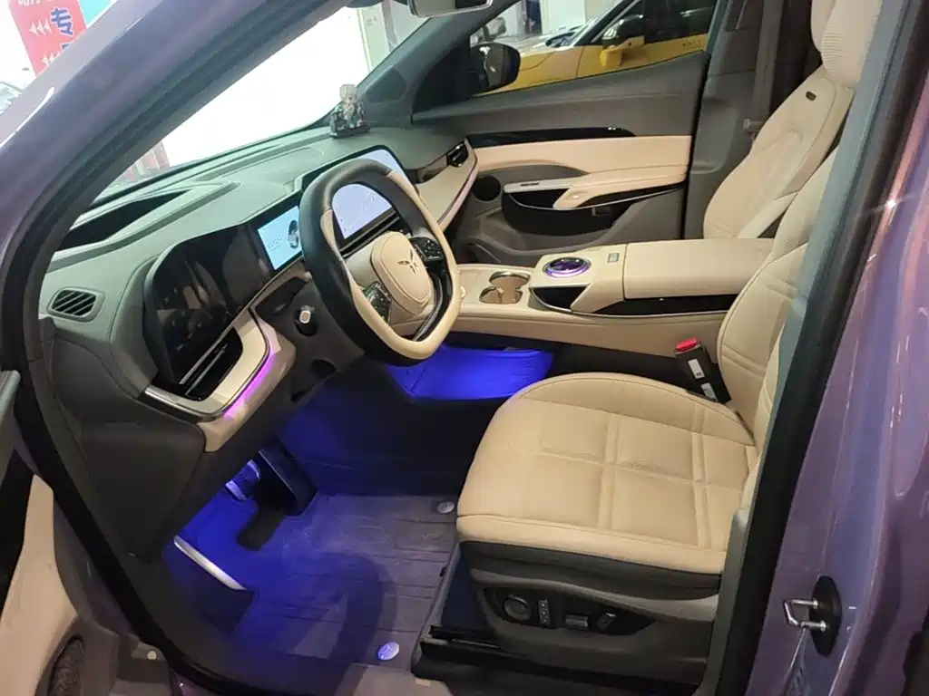 Hongqi Hongqi Tiangong 08 — миниатюра 15