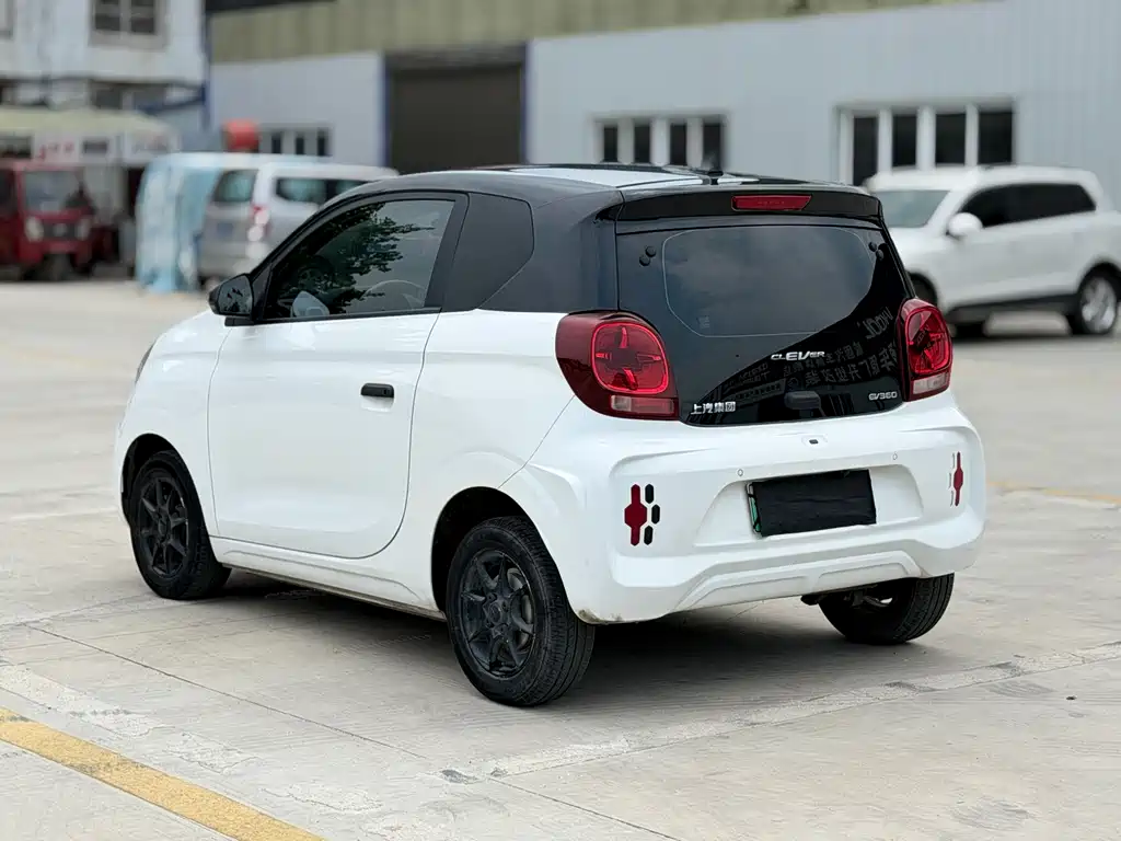 Roewe Clever — миниатюра 5