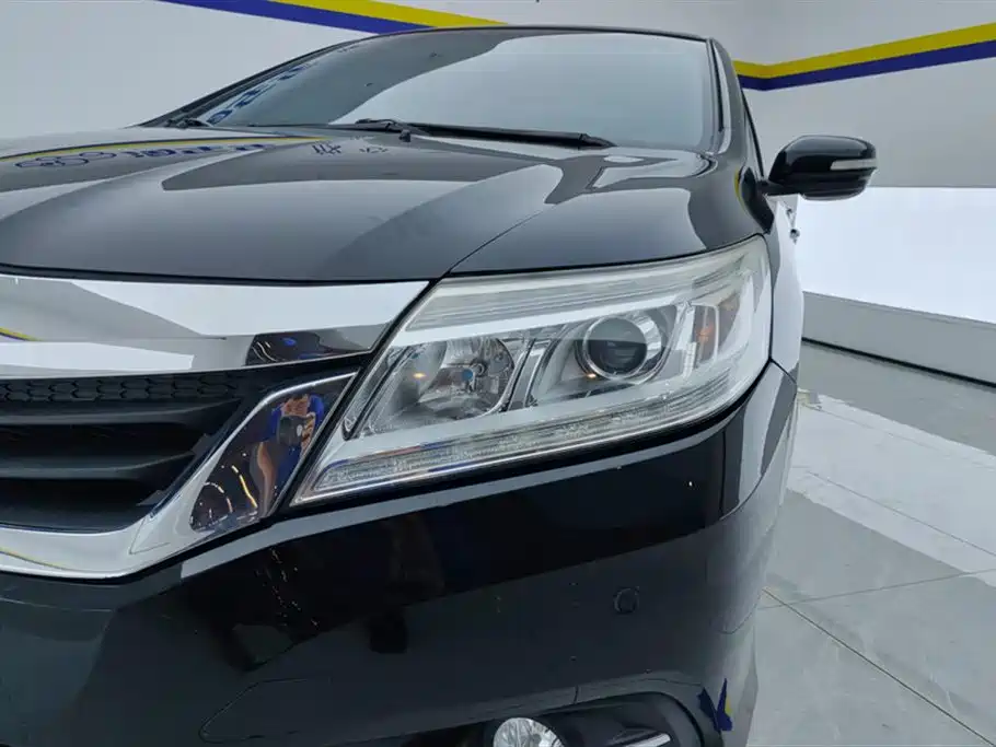 Honda Crider 2015 1.8L AT Comfort