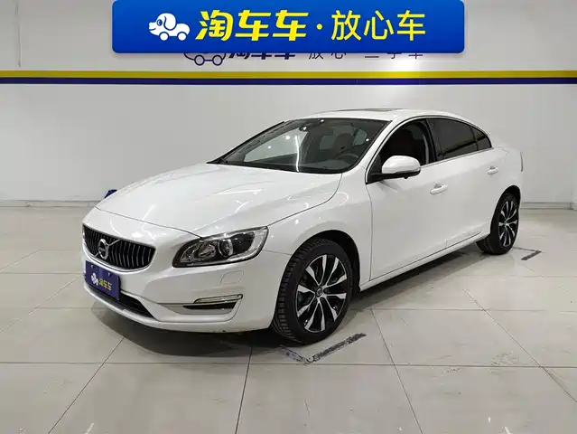 VOLVO S60 2018