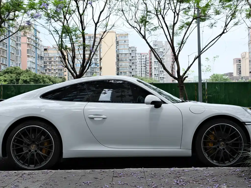 Porsche 911 2016 Carrera 3.0T