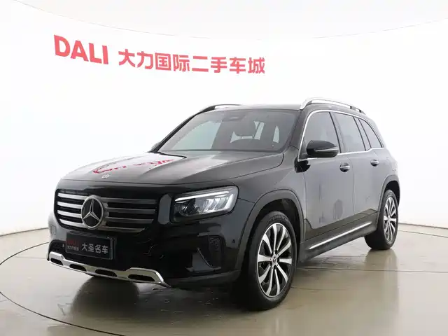 MERCEDES-BENZ GLB